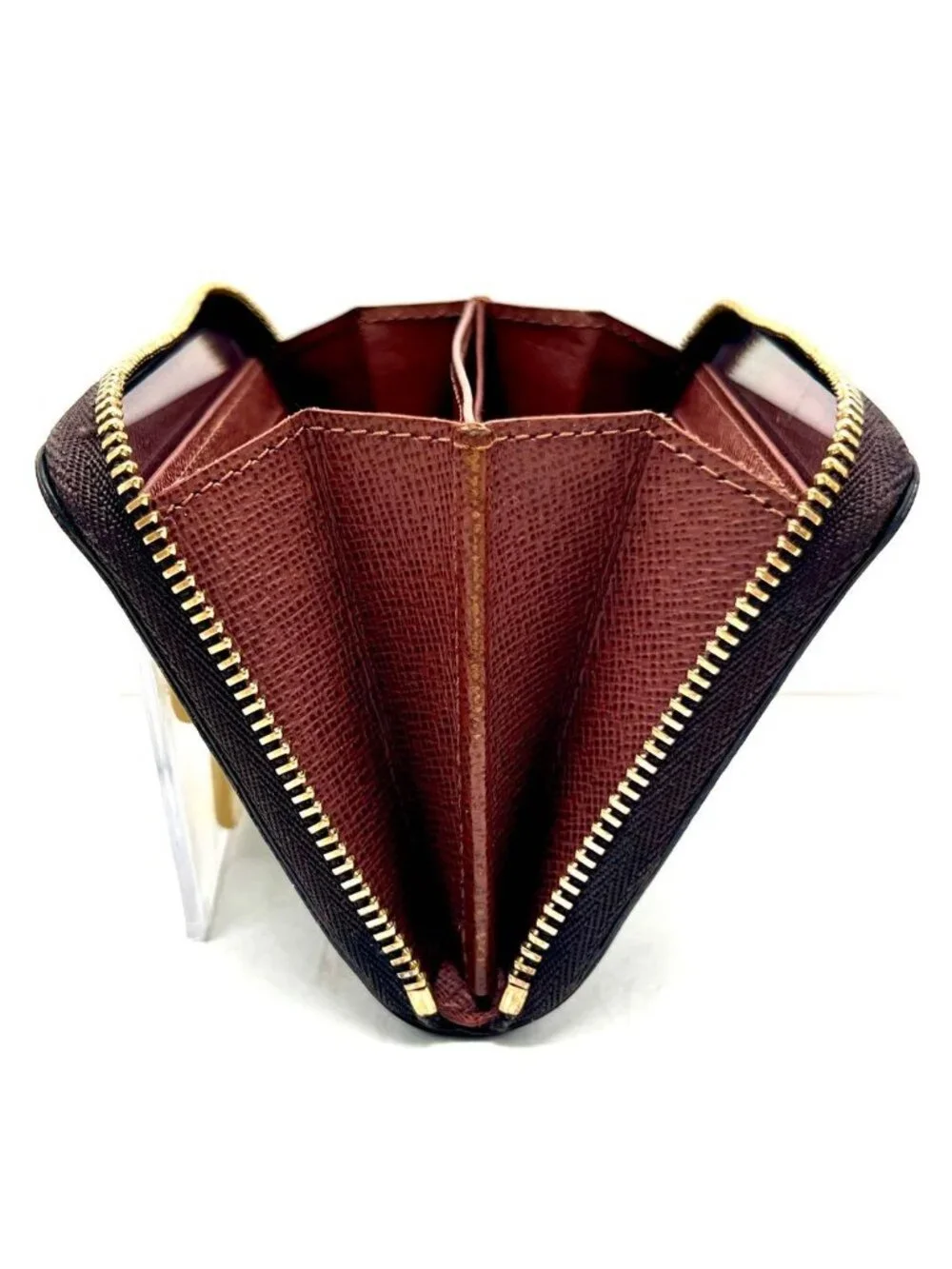 Louis Vuitton Monogram Zippy Wallet